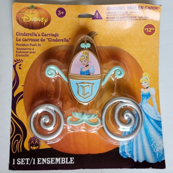 2015 GEMMY Cinderella's Carriage Pumpkin Push Ins DISNEY HALLOWEEN 2015 Carving - Picture 1 of 4